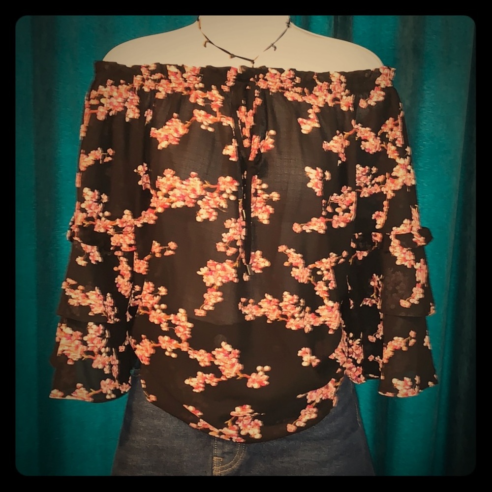 Xhilaration black & pink off shoulder top